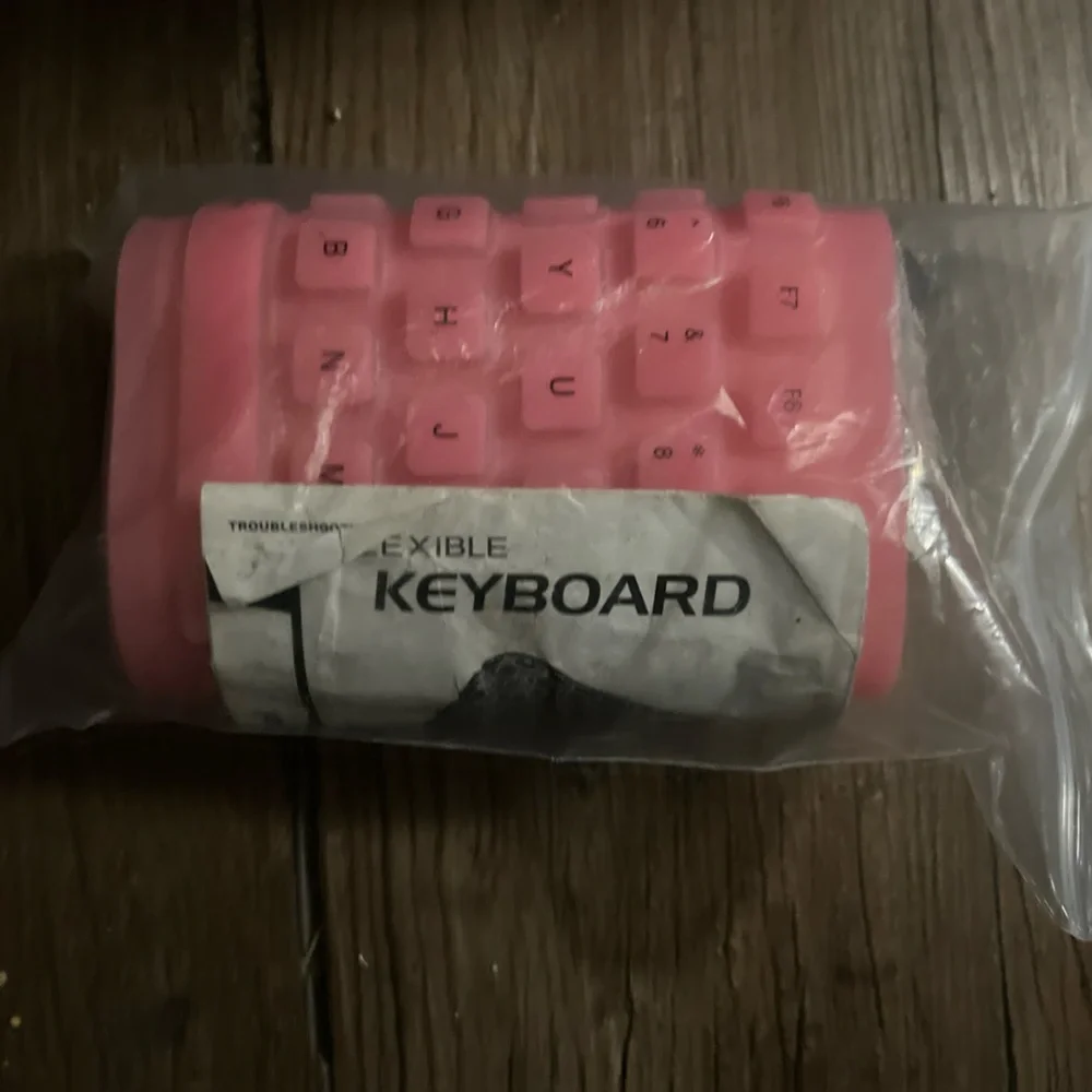 Hot Pink & Hassle-Free: The Ultimate Portable Keyboard!